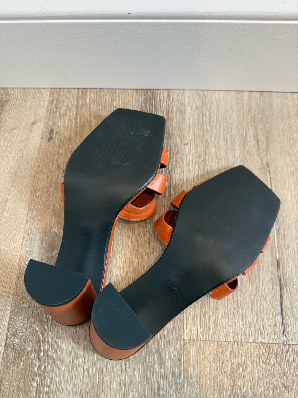 Zara Orange Woven Leather Block Heel Mules - Picture 4 of 5